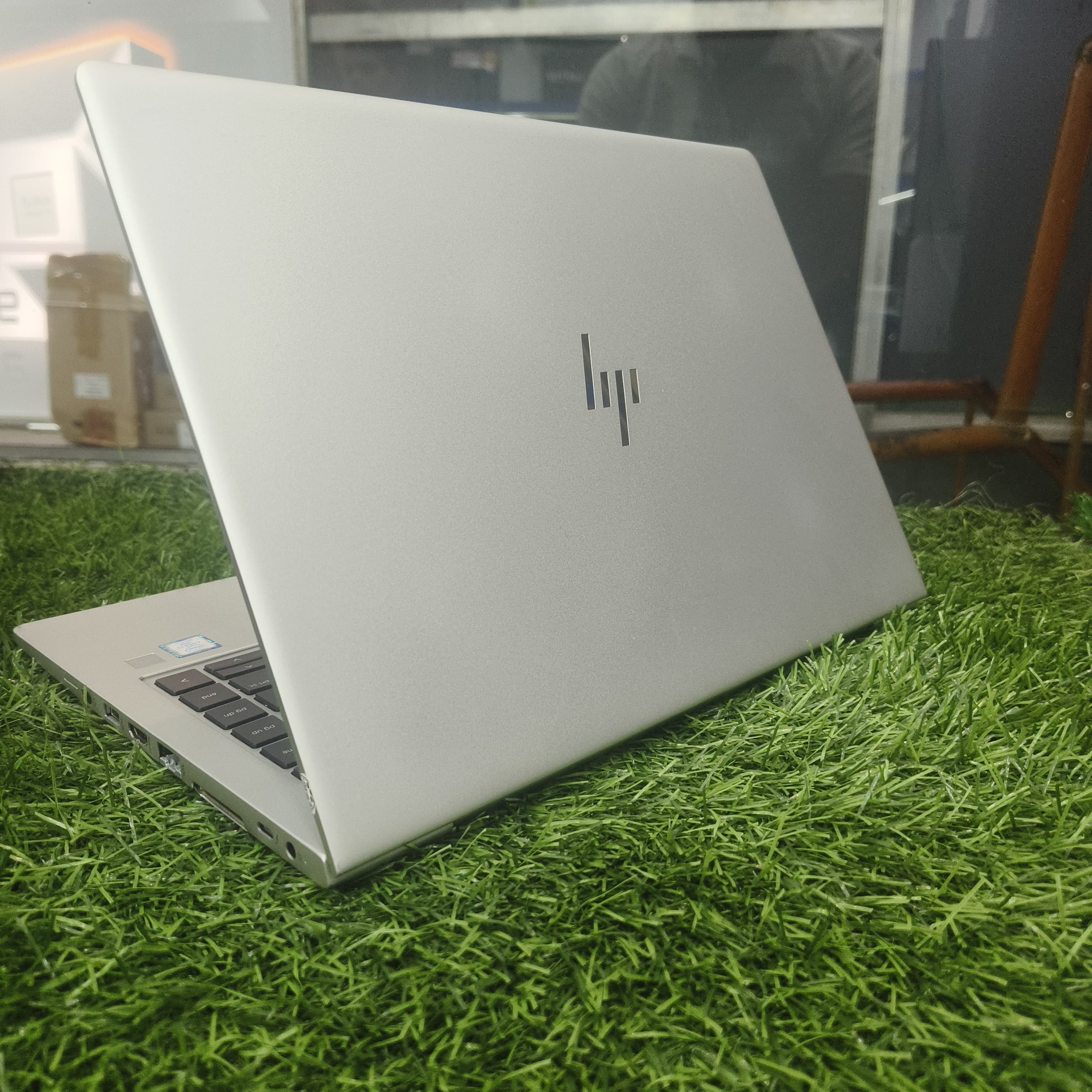 HP