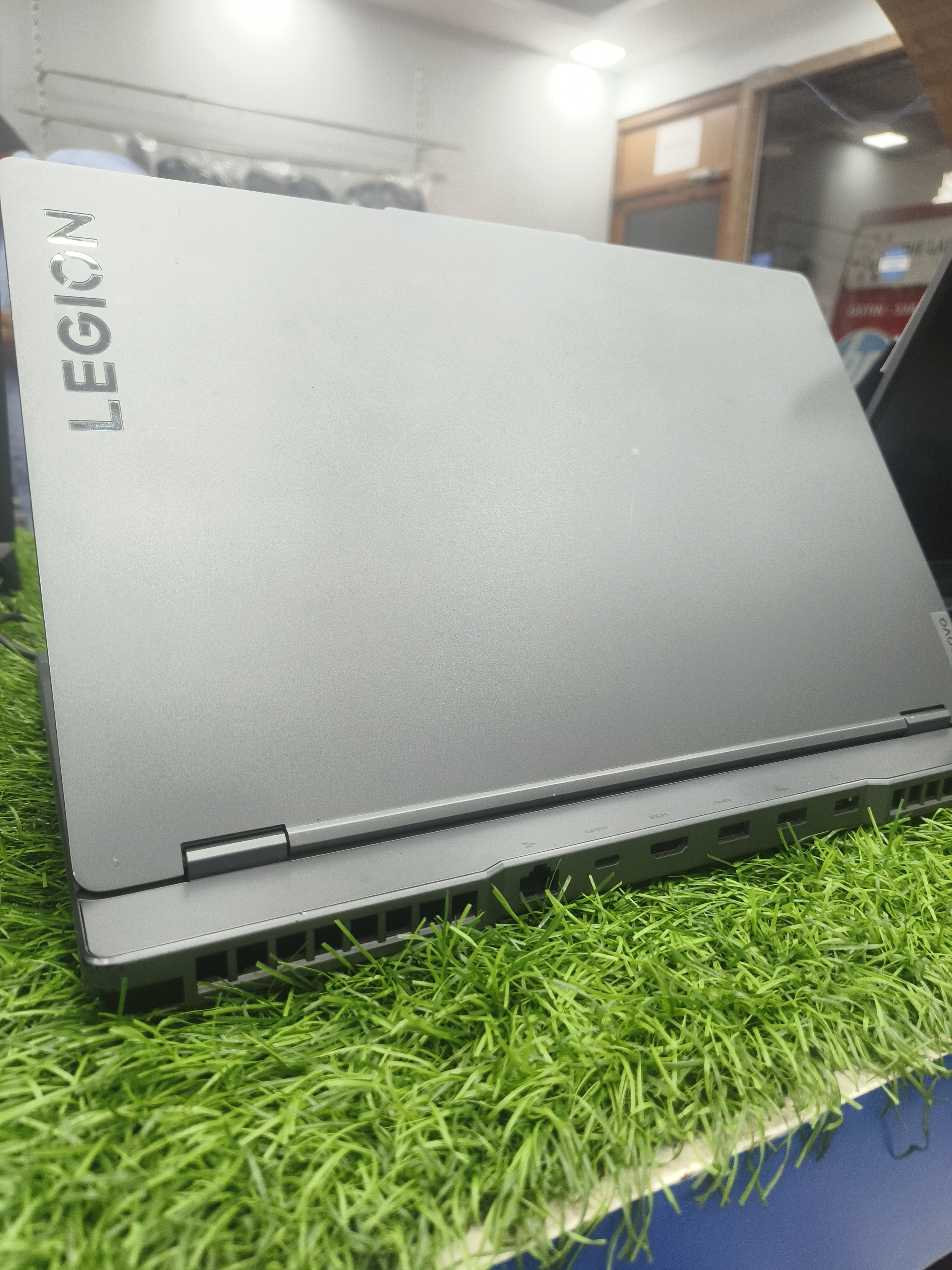 Lenovo